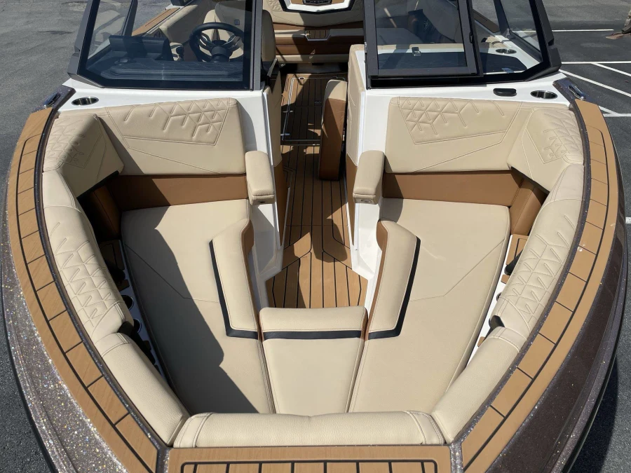 2027-nautique-s23-146524-image11