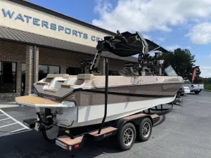 2027-nautique-s23-146524-image30