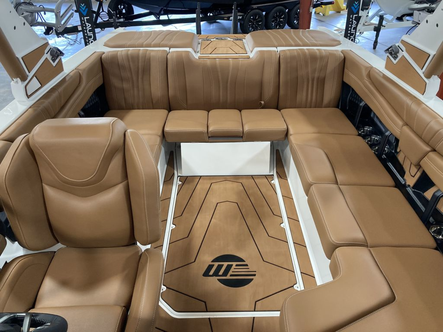 2027 Malibu Boats 22 LSV