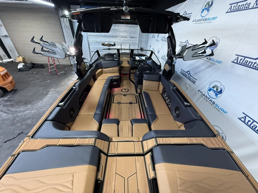 2027-supra-se-146530-image21