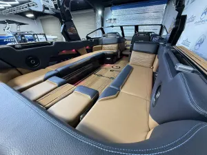 2027-supra-se-146530-image22