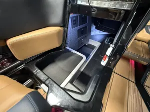 2027-supra-se-146530-image28