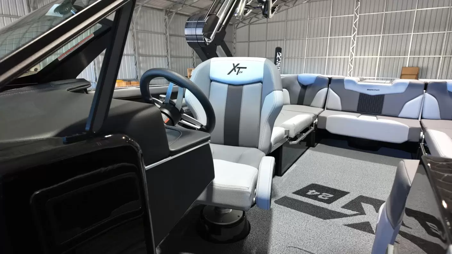 2027 Mastercraft XT24