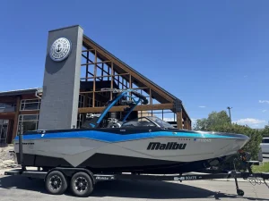 2022-malibu-wakesetter-25-lsv-146545-image1