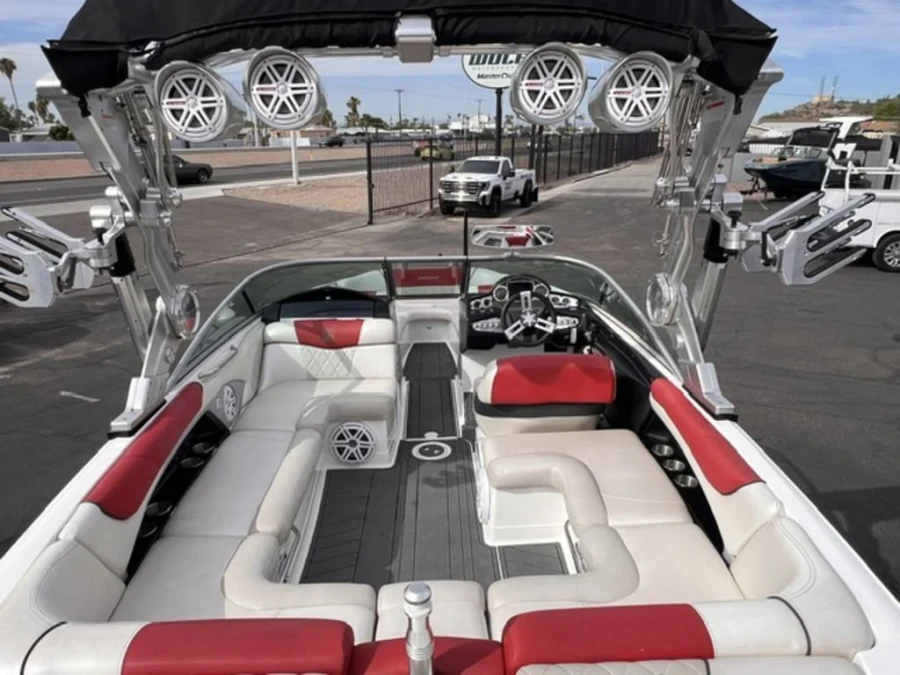 2011-mastercraft-x45-146549-image11