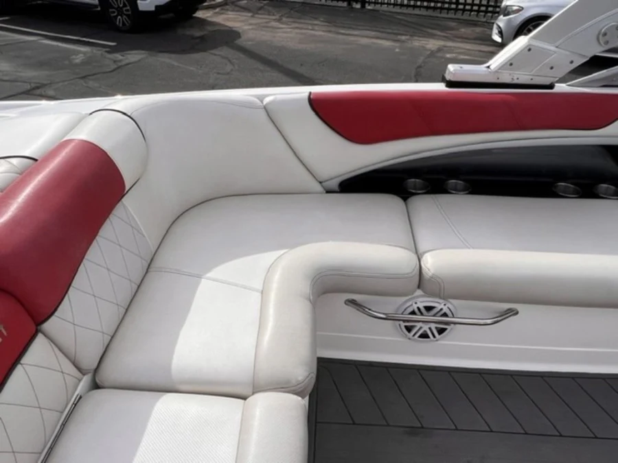 2011-mastercraft-x45-146549-image14