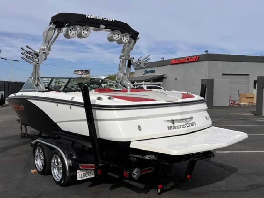 2011-mastercraft-x45-146549-image8