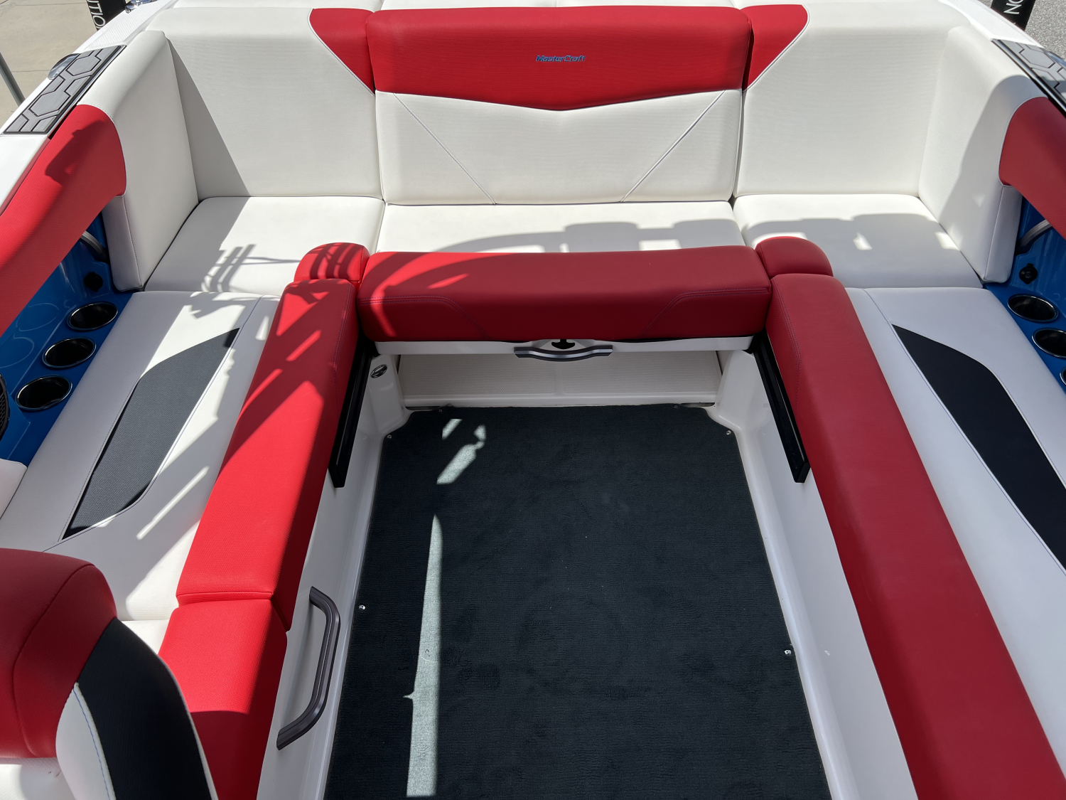 2021 MasterCraft NXT22