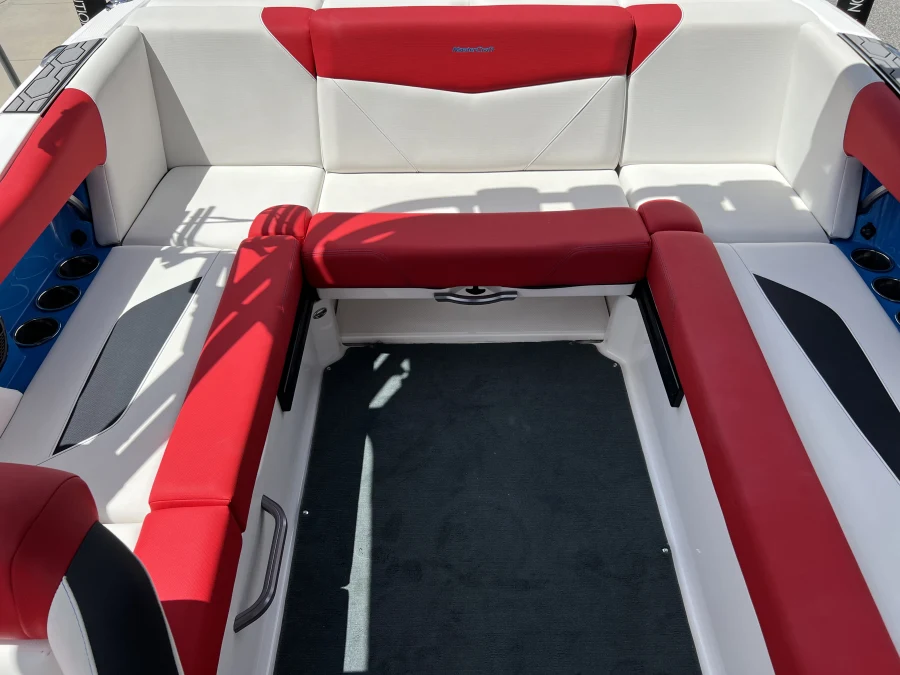 2021-mastercraft-nxt22-146550-image11