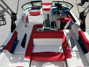 2021-mastercraft-nxt22-146550-image15