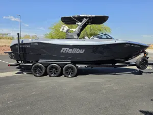 2024-malibu-wakesetter-26-lsv-146554-image1