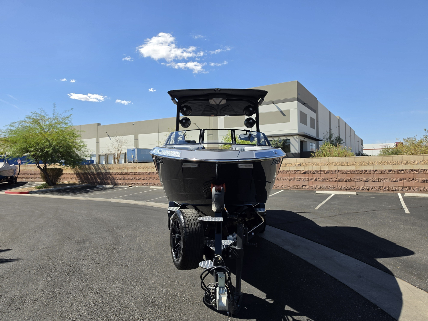 2024 Malibu Boats Wakesetter 26 LSV