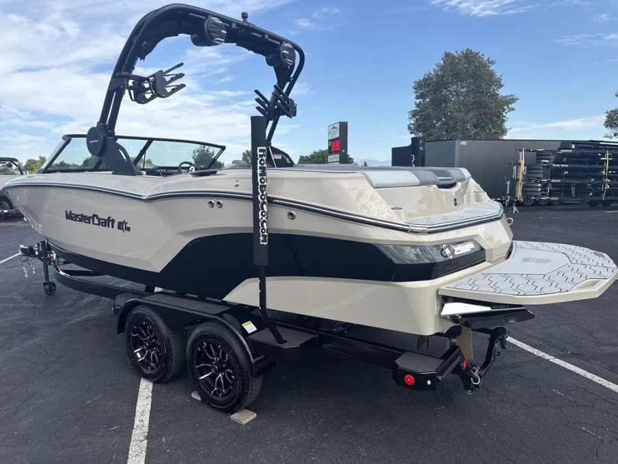 2027-mastercraft-nxt23-146555-image3