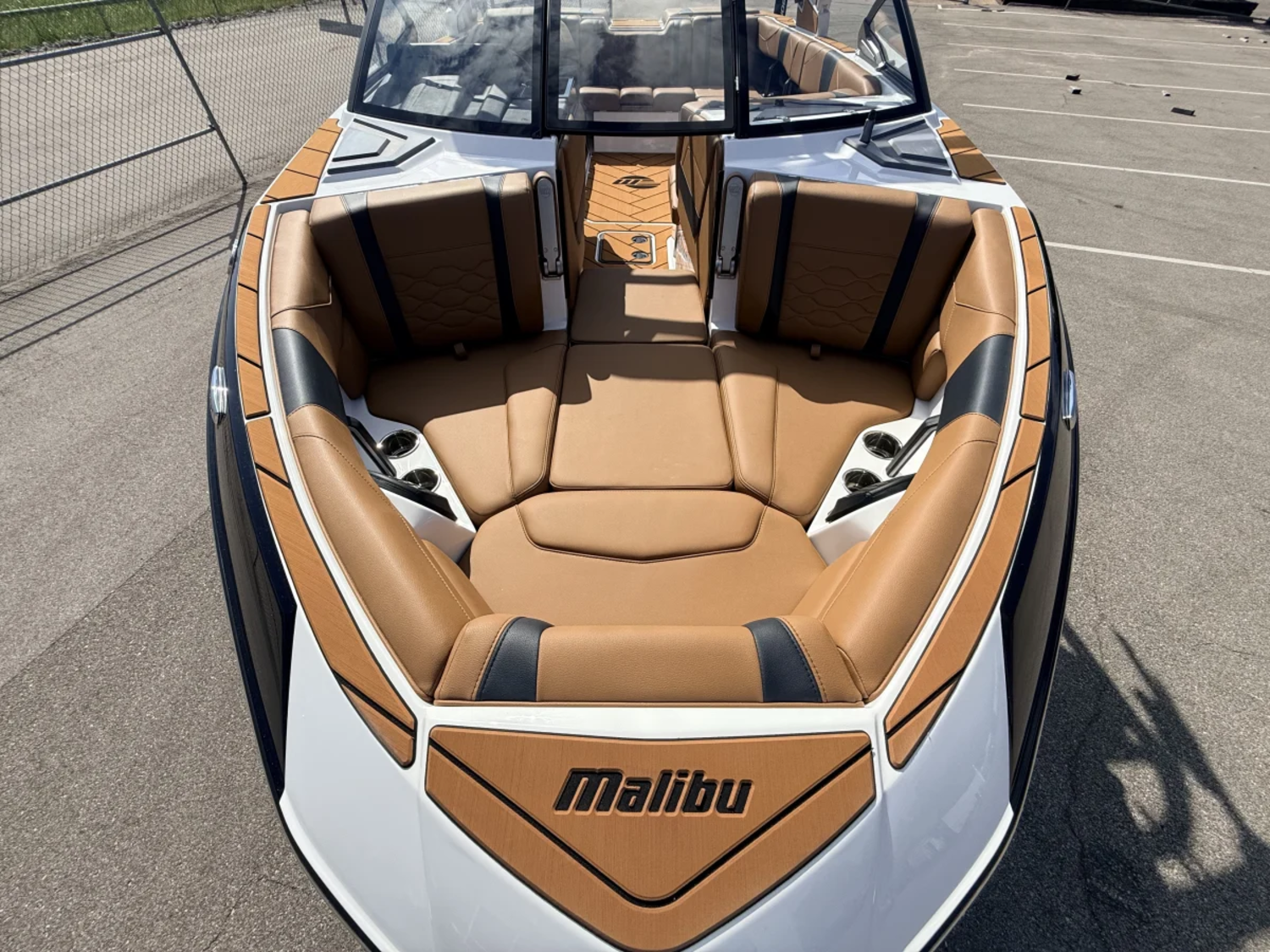 2027 Malibu Wakesetter 23LSV