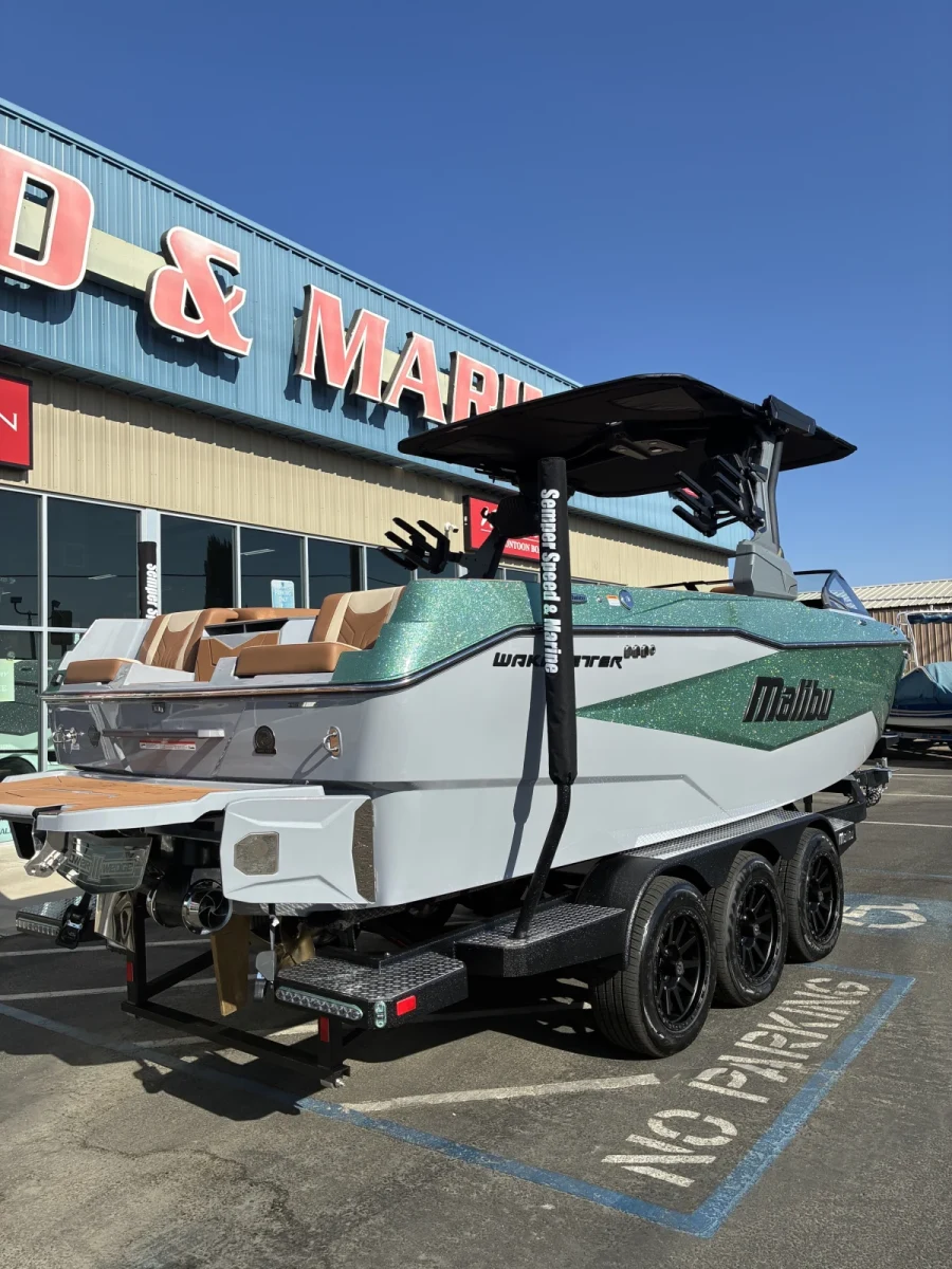 2027-malibu-wakesetter-25-lsv-146568-image2.webp