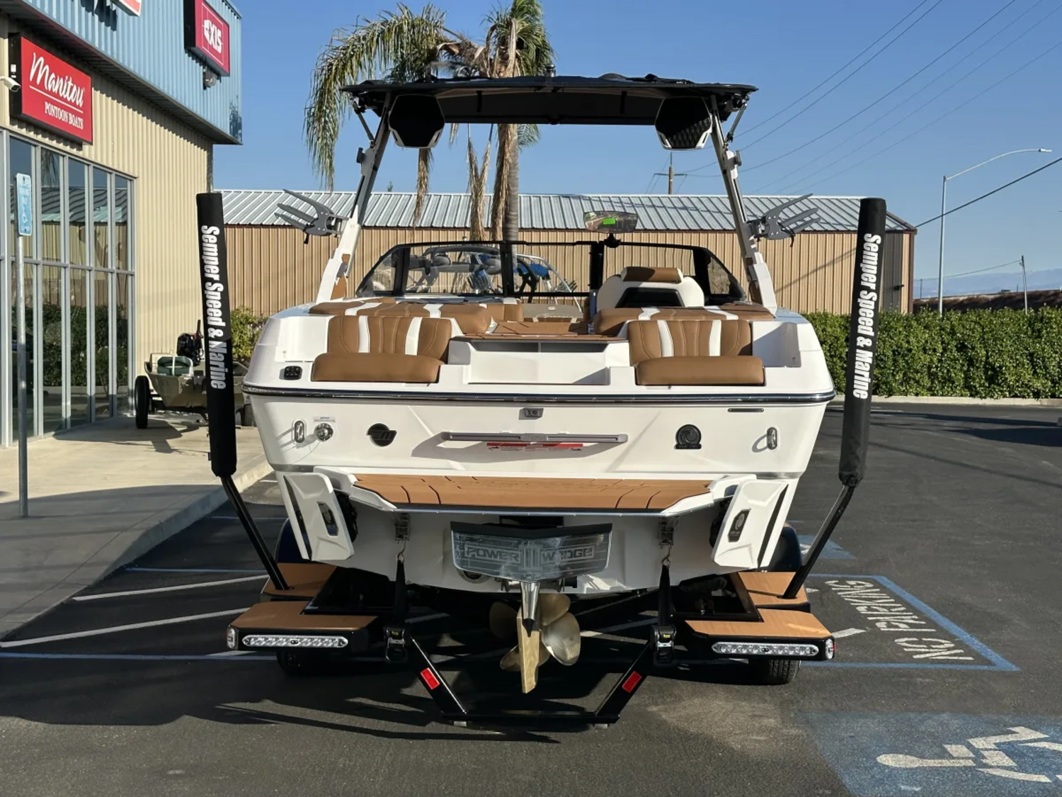 2026 MALIBU 22 LSV