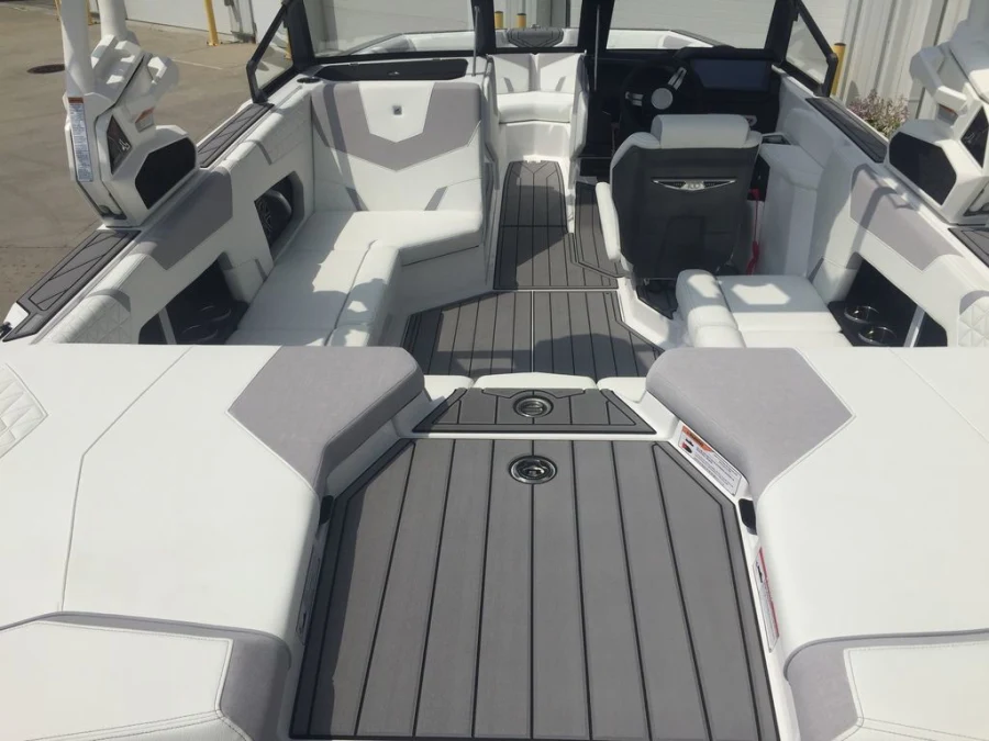 2025-nautique-gs20-146575-image7