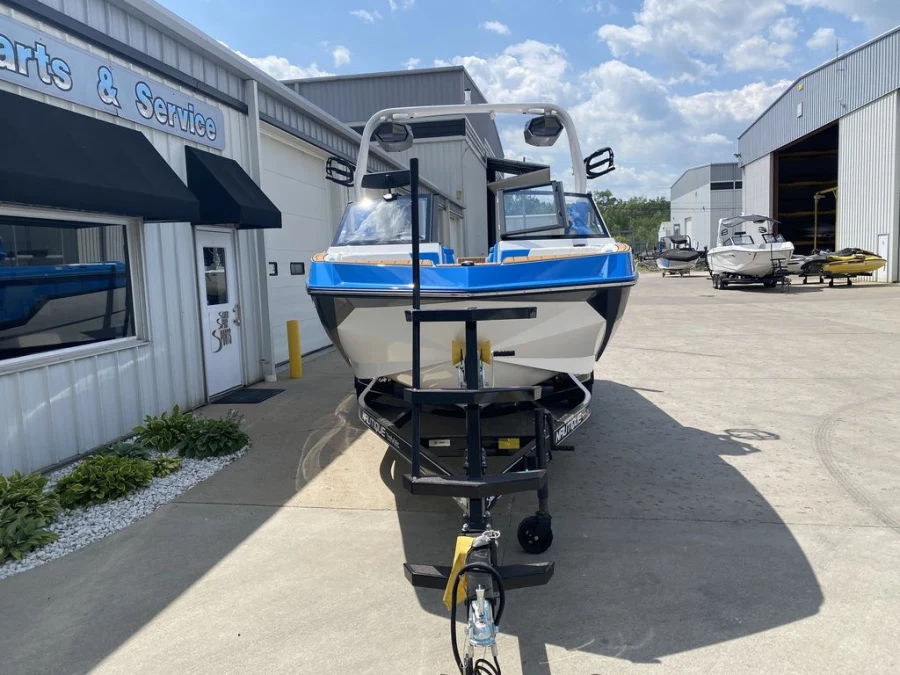 2026-nautique-gs22-146579-image2