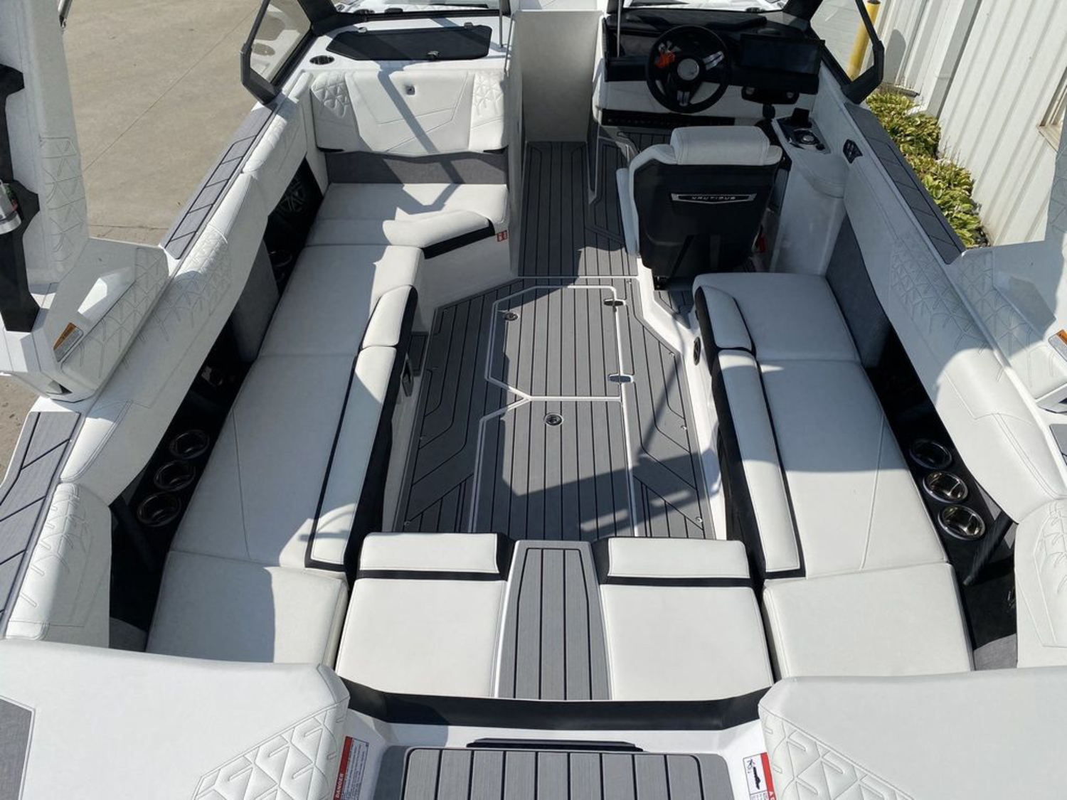 2027 Nautique Super Air Nautique S23