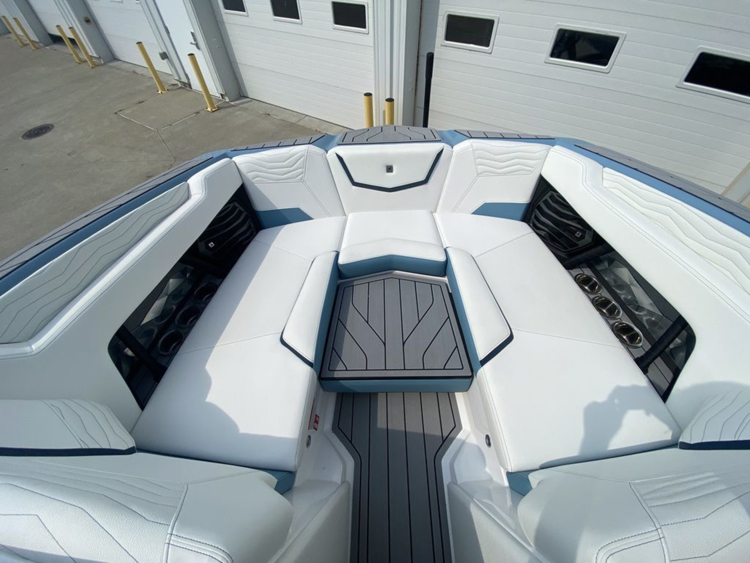 2027 Nautique Super Air Nautique G23