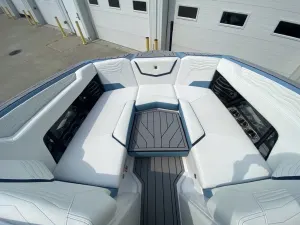 2027-nautique-g23-146584-image10