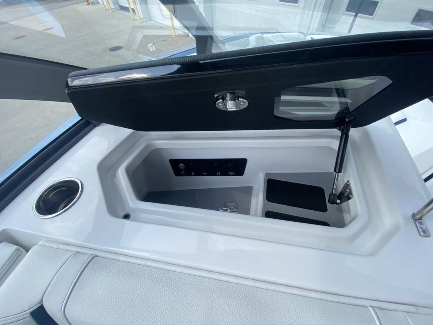 2027 Nautique Super Air Nautique G23