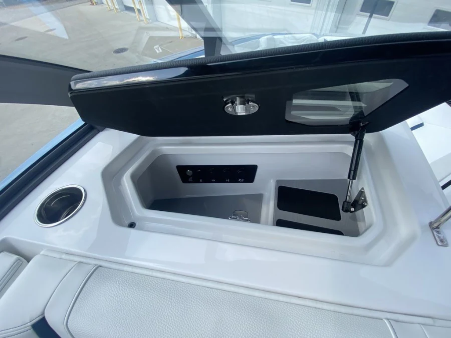 2027-nautique-g23-146584-image12