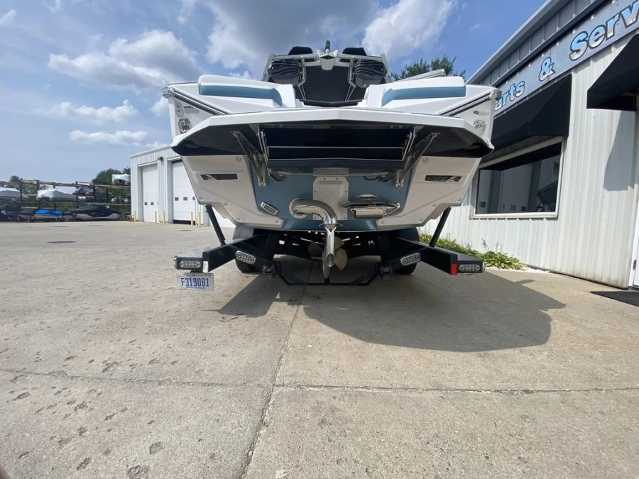 2027-nautique-g23-146584-image5
