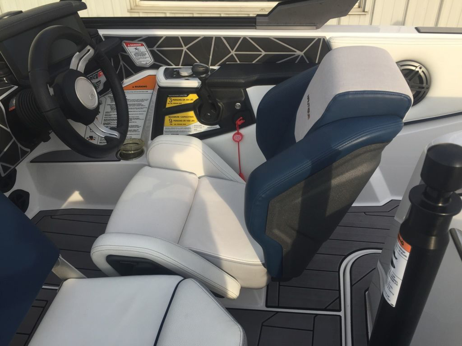 2024 Nautique Ski 200