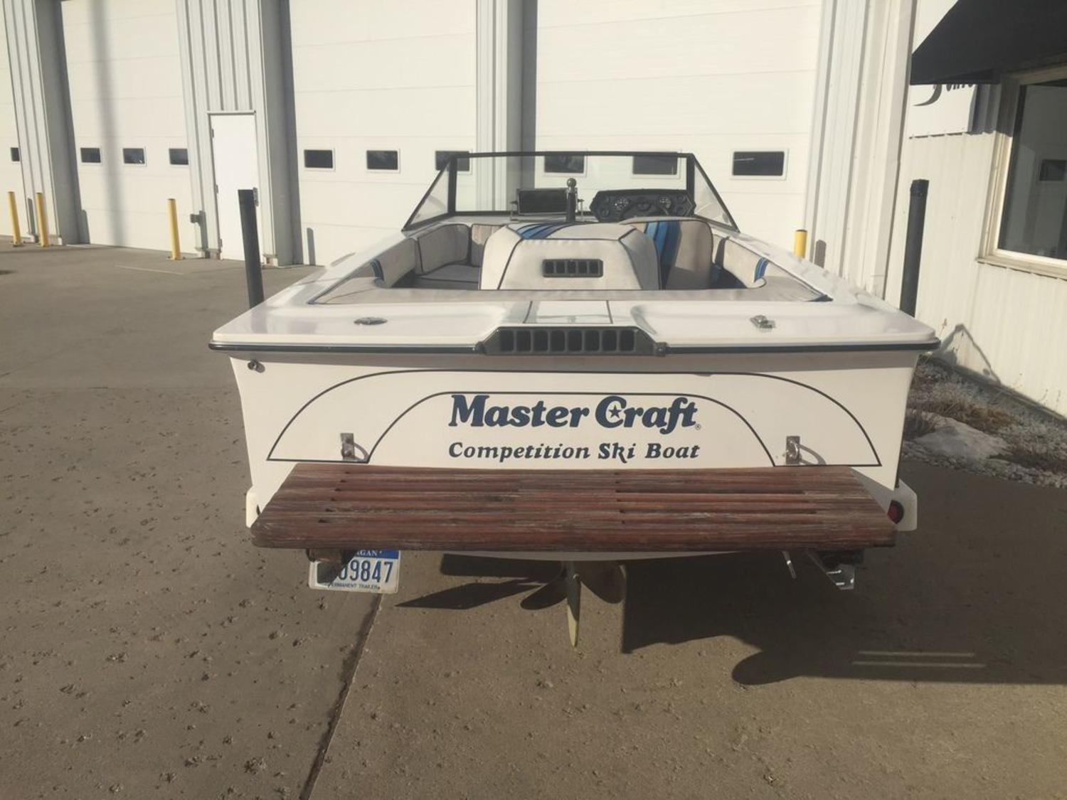 1986 Mastercraft Ski Boat