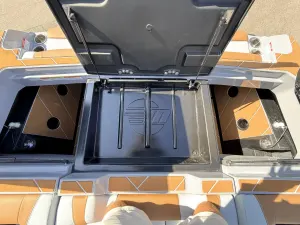 2027-malibu-wakesetter-23-lsv-146604-image14.webp