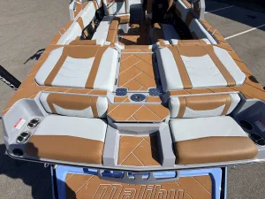 2027-malibu-wakesetter-23-lsv-146604-image17.webp