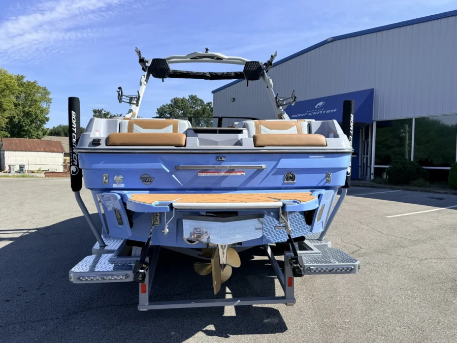 2027-malibu-wakesetter-23-lsv-146604-image18.webp