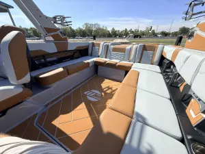 2027-malibu-wakesetter-23-lsv-146604-image6.webp