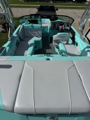 2019-mastercraft-nxt20-146606-image2.webp
