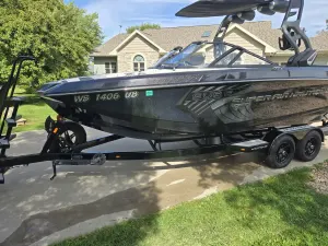 2018-nautique-g23-146622-image1.webp