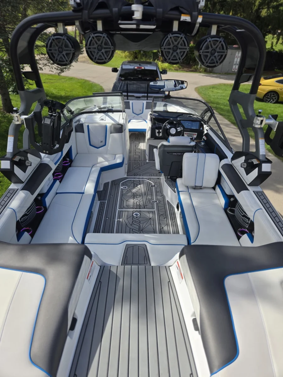 2018-nautique-g23-146622-image10.webp