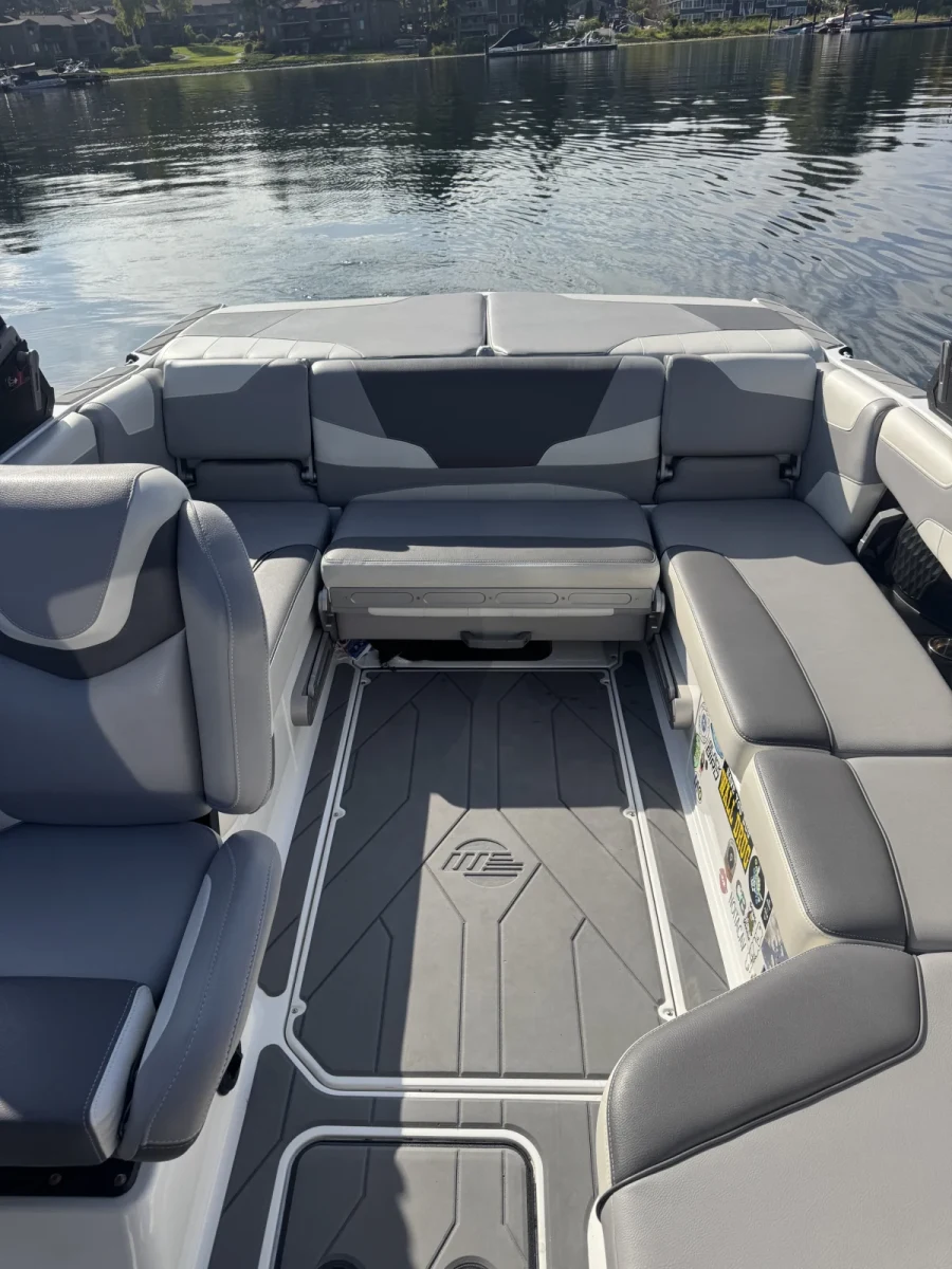 2022-malibu-wakesetter-22-lsv-146651-image5.webp