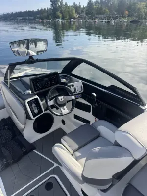 2022-malibu-wakesetter-22-lsv-146651-image6.webp