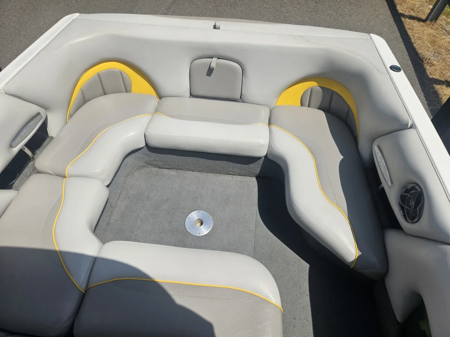 2005 Malibu Boats Wakesetter XTi