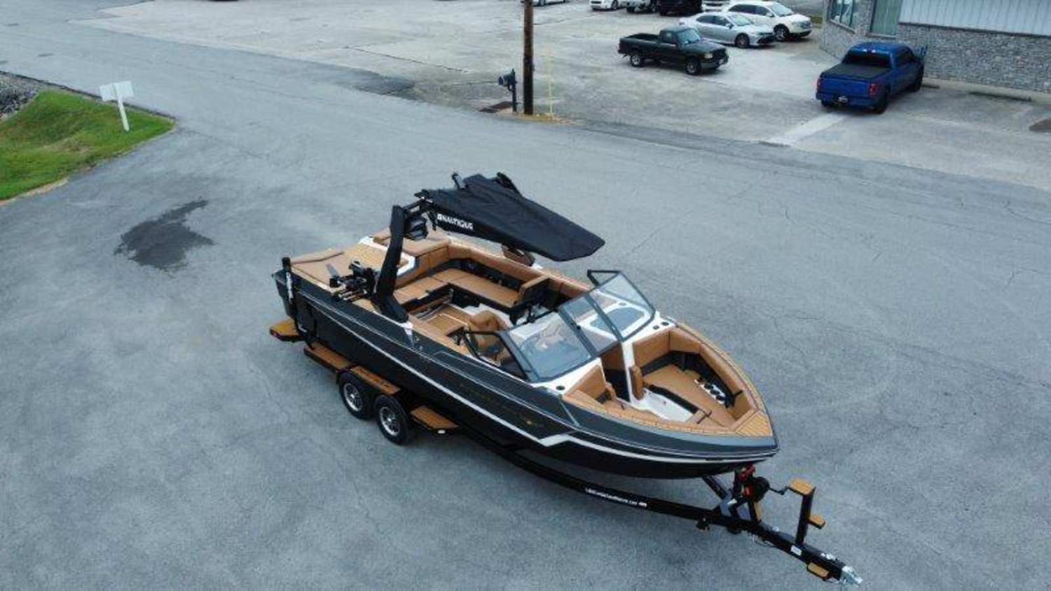 2027 Nautique S25