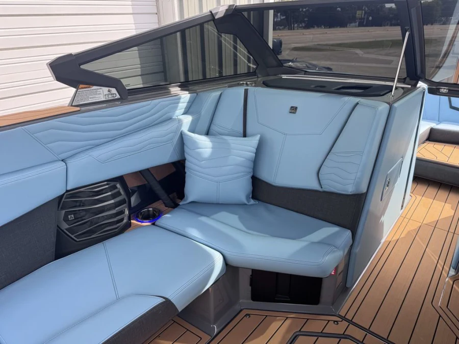 2027-nautique-g23-146695-image8