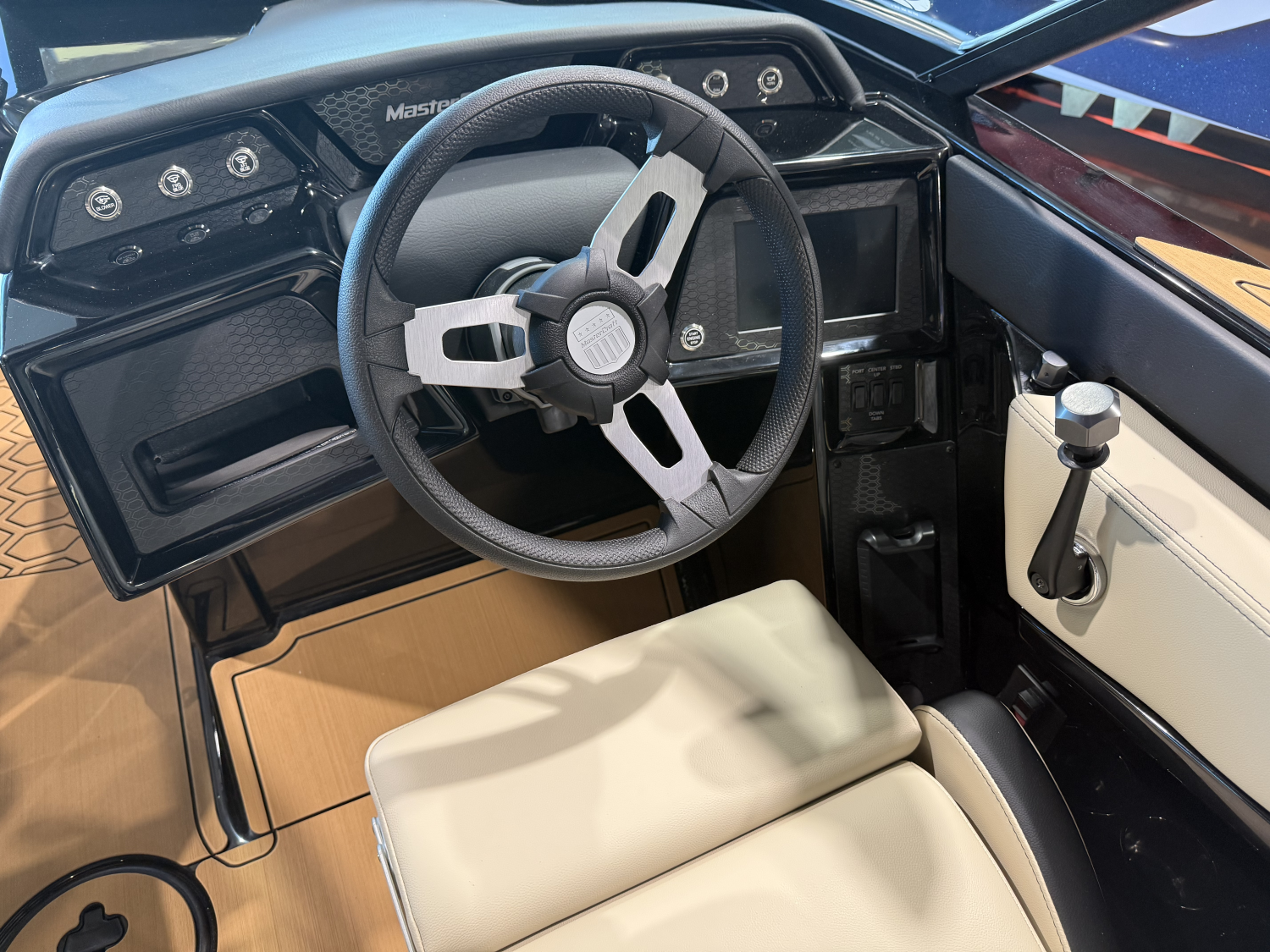 2027 MasterCraft NXT20