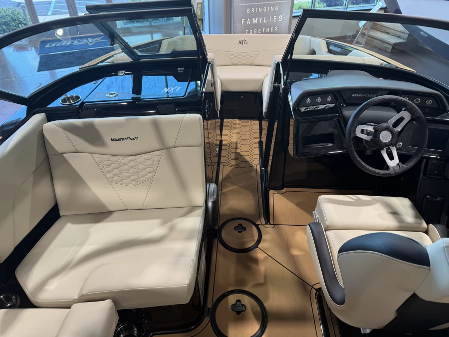 2027-mastercraft-nxt20-146696-image11