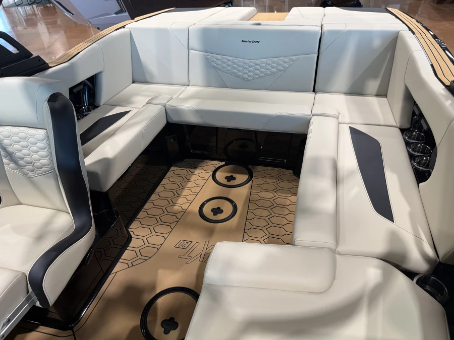 2027-mastercraft-nxt20-146696-image15