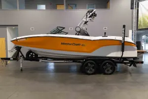 2024-mastercraft-nxt22-146702-image1