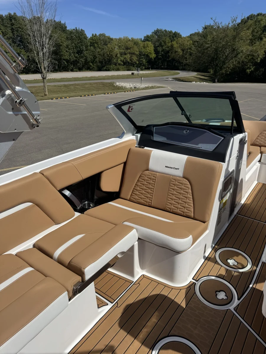 2022-mastercraft-x24-146717-image11.webp