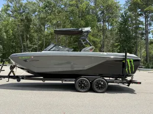 2021-nautique-g23-146718-image0.webp