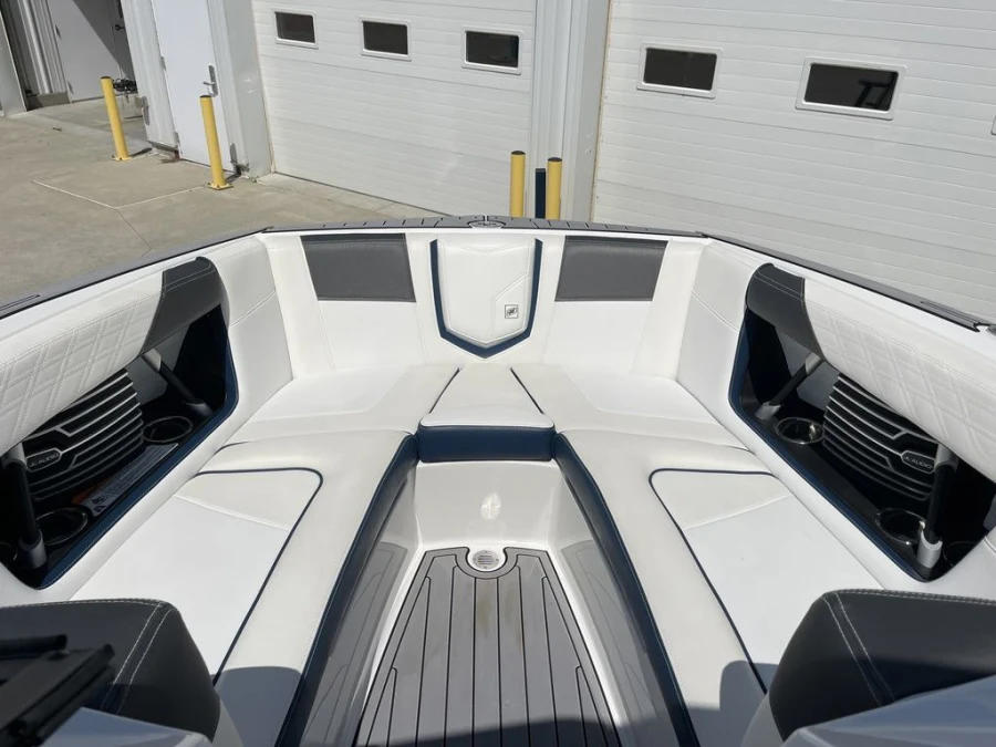 2018-nautique-g23-146753-image14