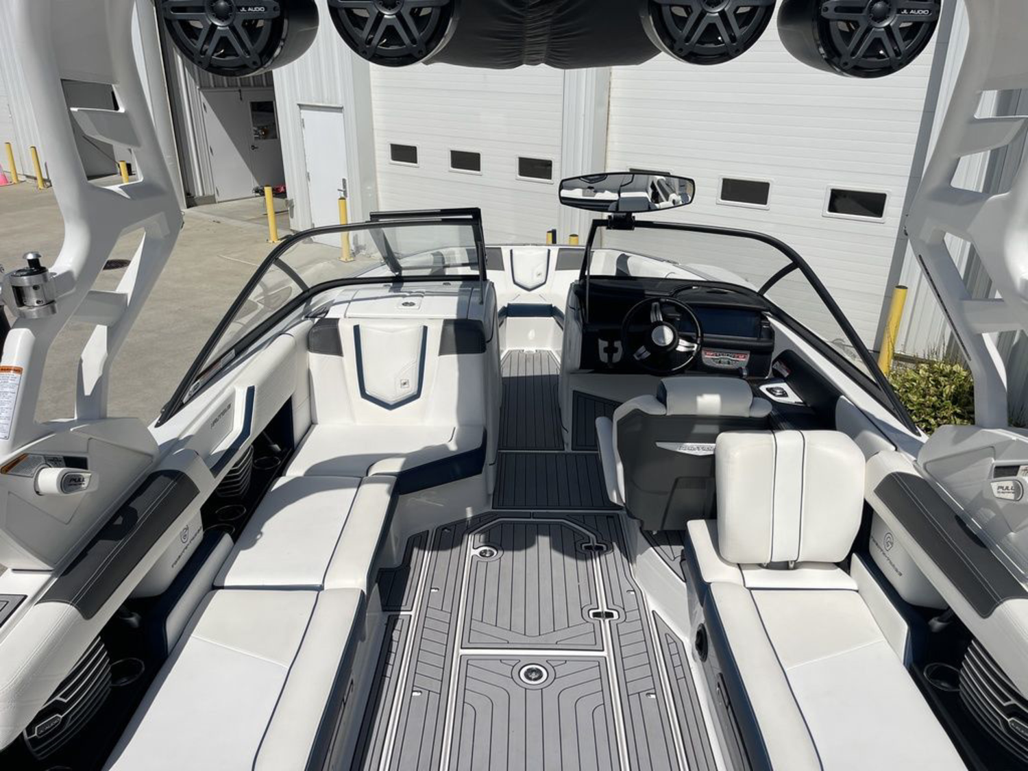 2018 Nautique Super Air G23